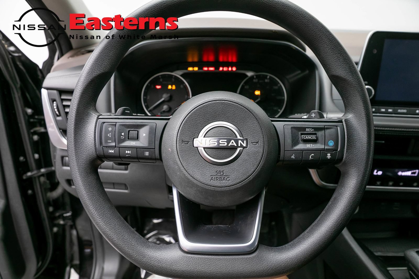Used 2023 Nissan Rogue SV AWD/4WD image 10