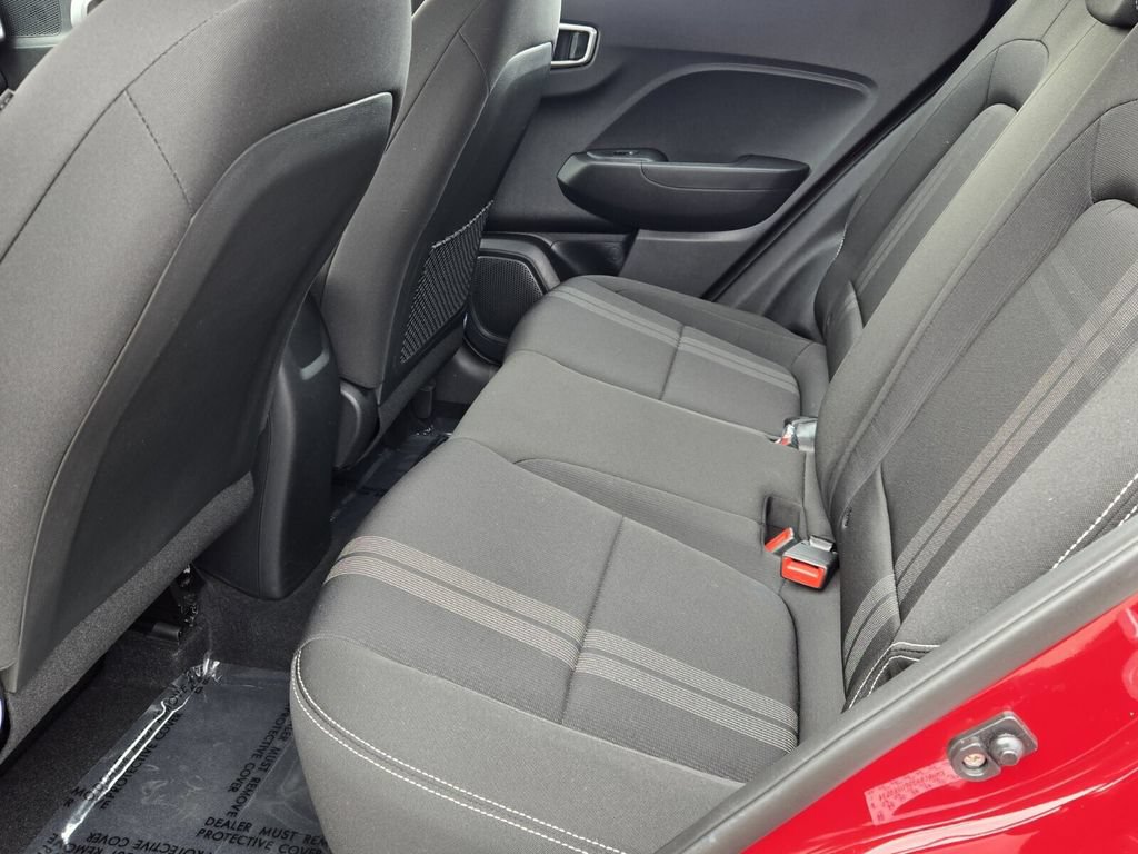 Certified 2023 Hyundai Venue SEL FWD image 11