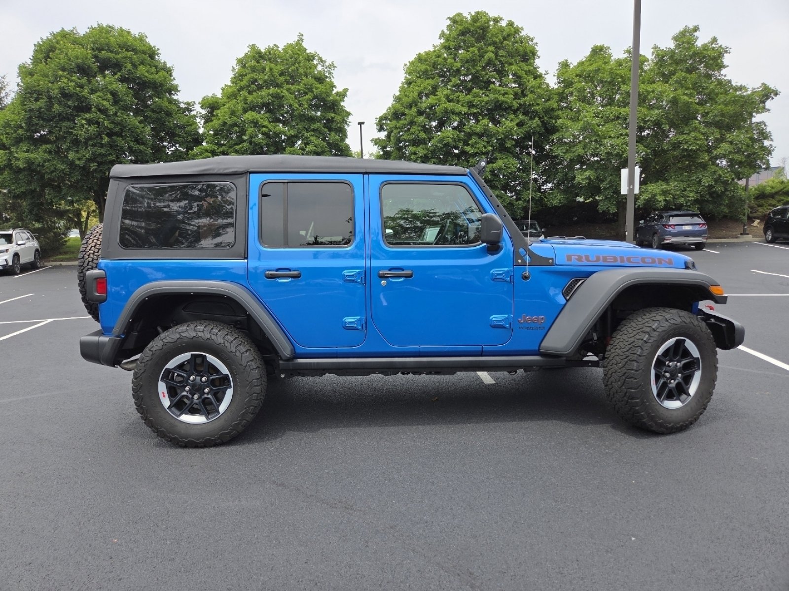 Used 2022 Jeep Wrangler Unlimited Rubicon AWD/4WD image 23