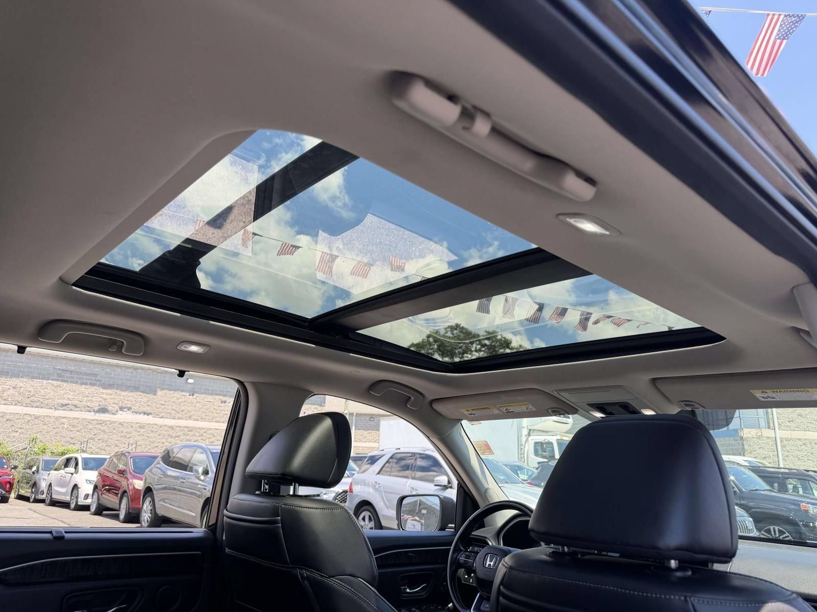 Used 2023 Honda Pilot Elite image 18