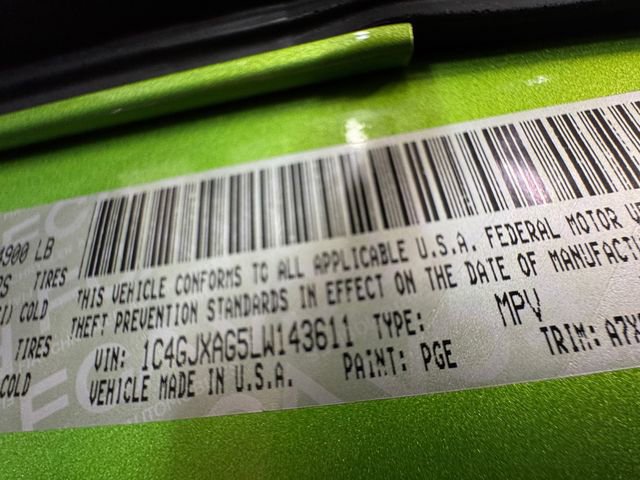 Used 2020 Jeep Wrangler Sport image 32