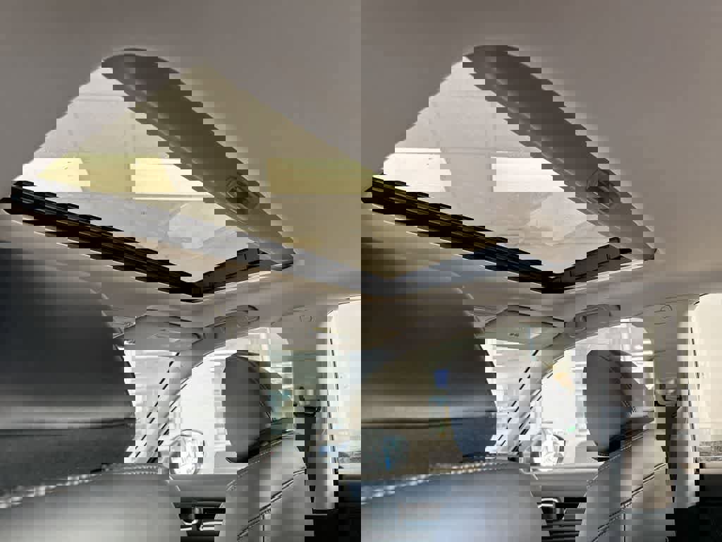 Certified 2024 Honda Civic Touring image 22