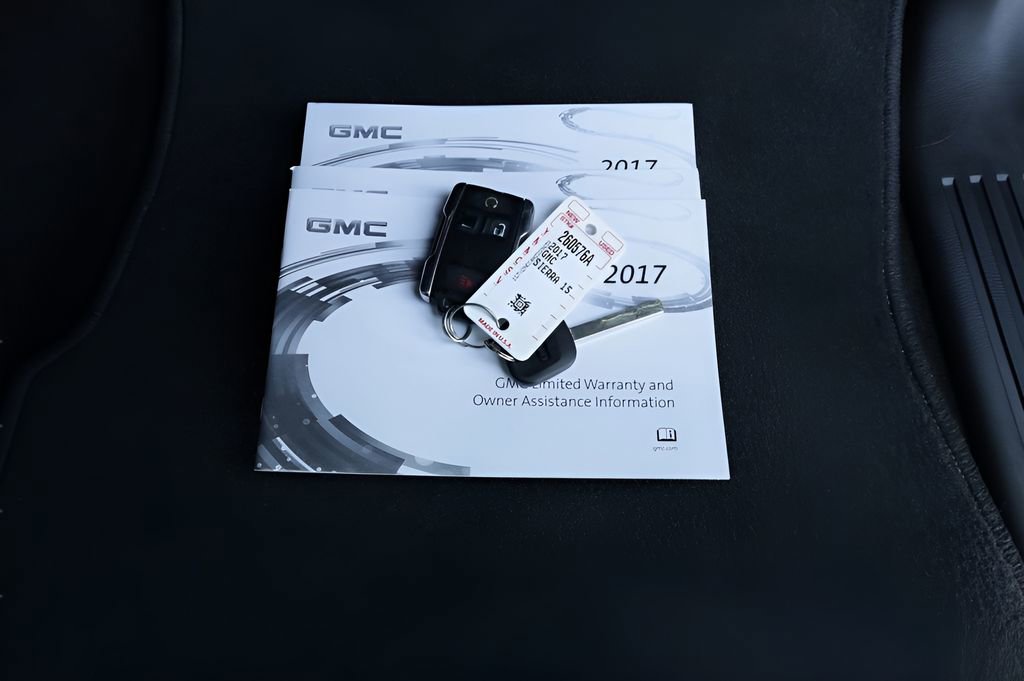Used 2017 GMC Sierra 1500 SLT w/ SLT Premium Package AWD/4WD image 41