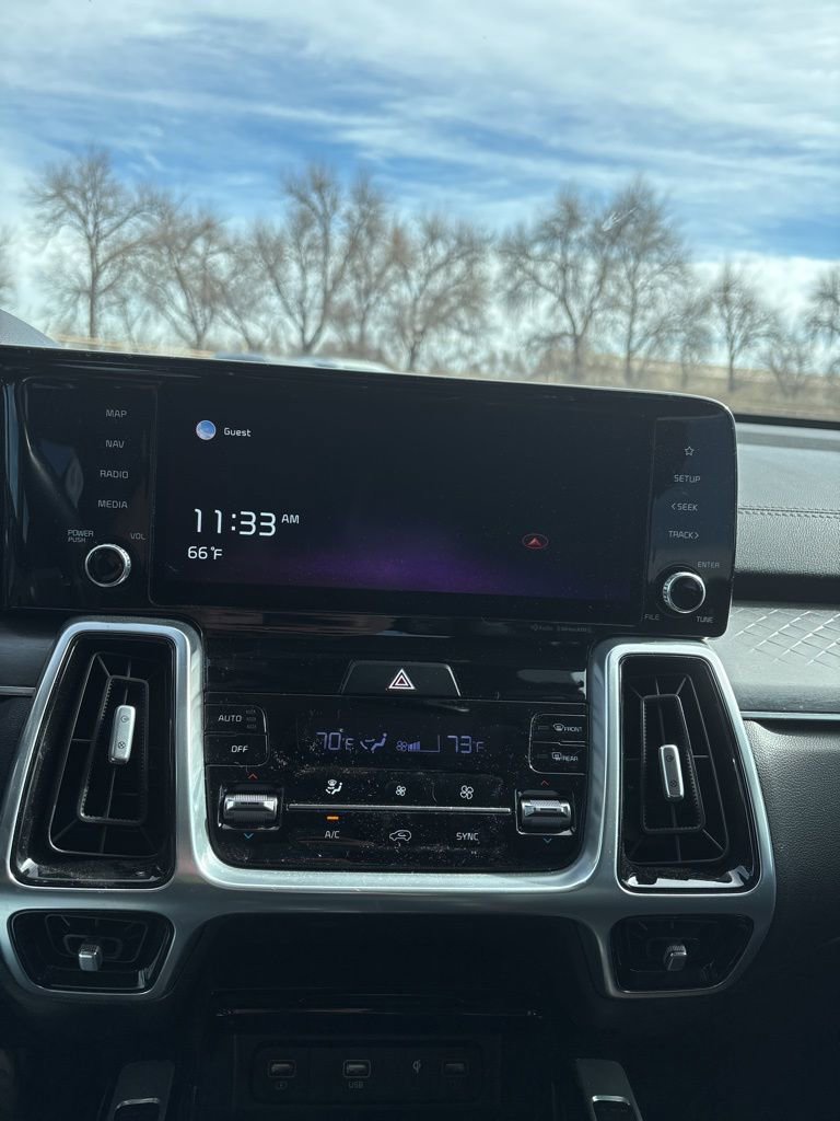 Certified 2021 Kia Sorento SX image 12