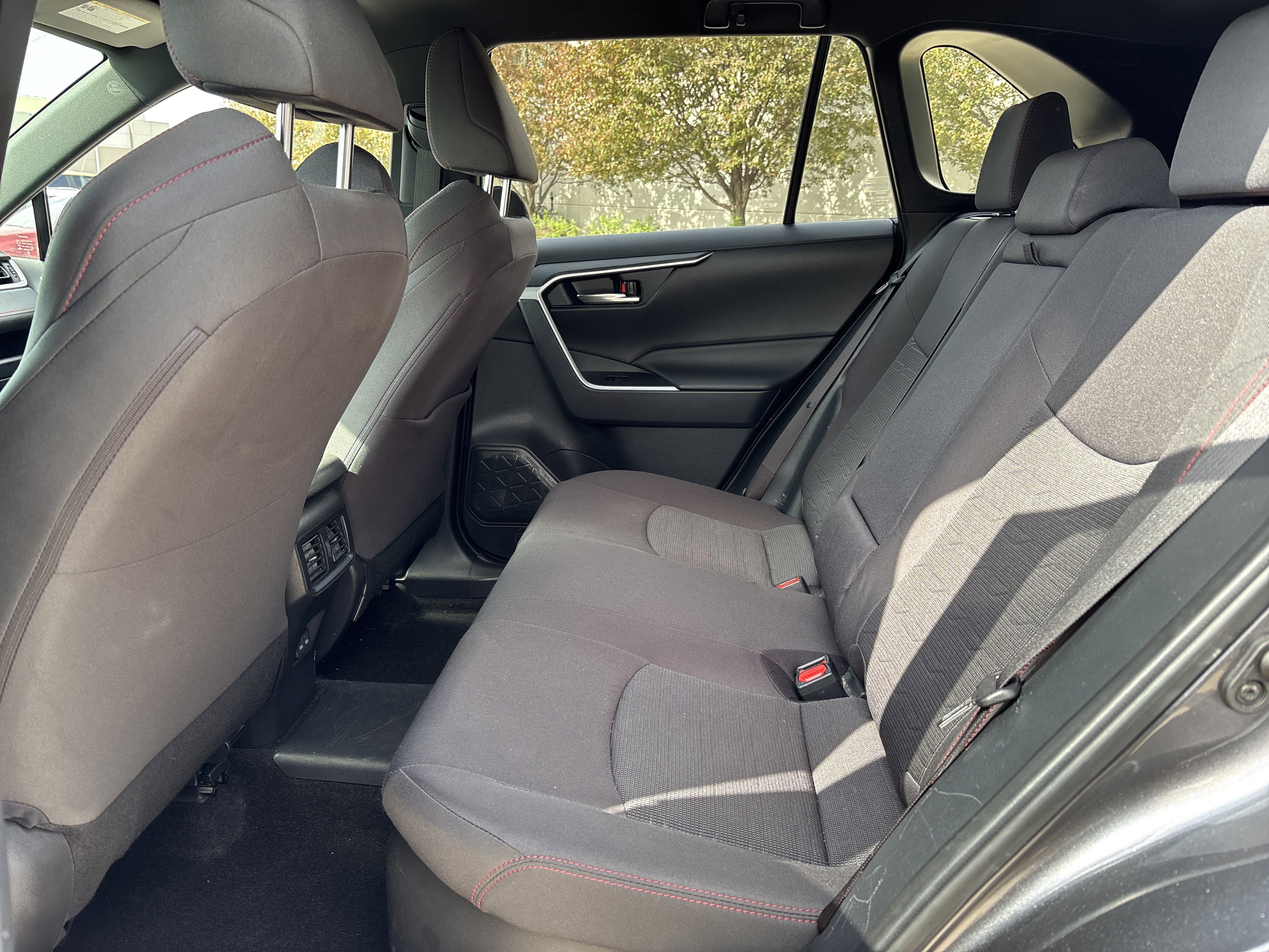 Used 2023 Toyota RAV4 SE AWD/4WD image 30