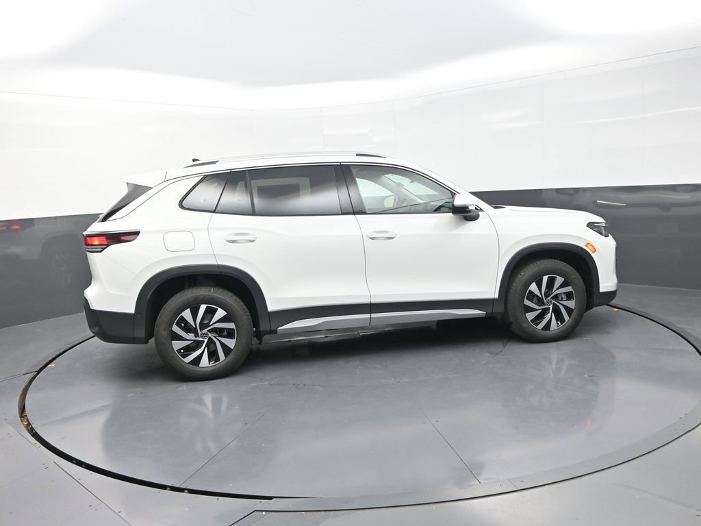 New 2026 Volkswagen Tiguan S image 9