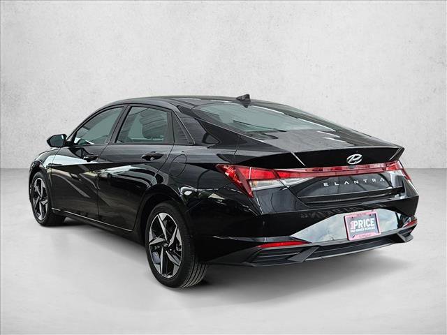 Certified 2023 Hyundai Elantra SEL w/ Convenience Package FWD image 8