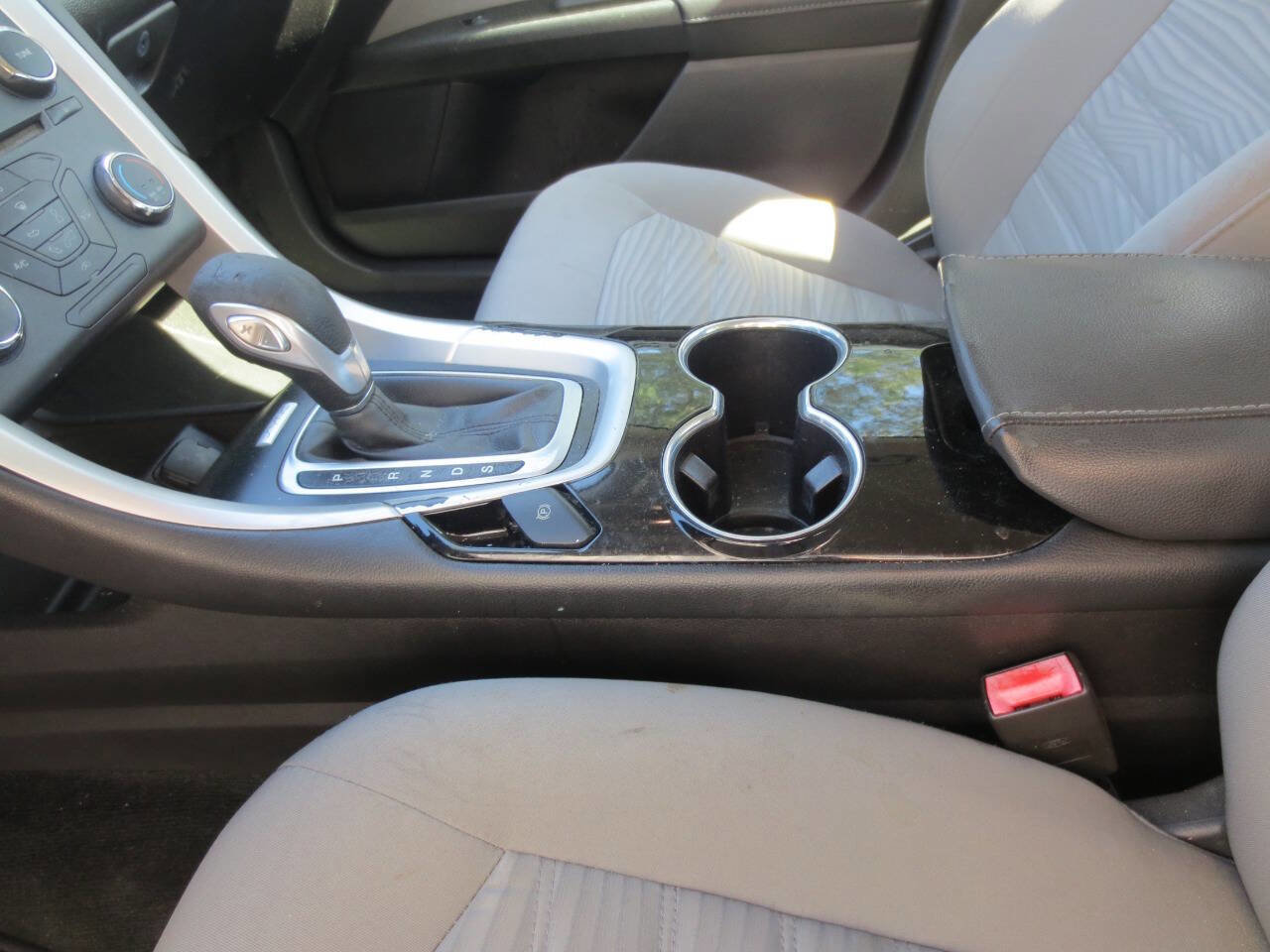 Used 2016 Ford Fusion S image 10