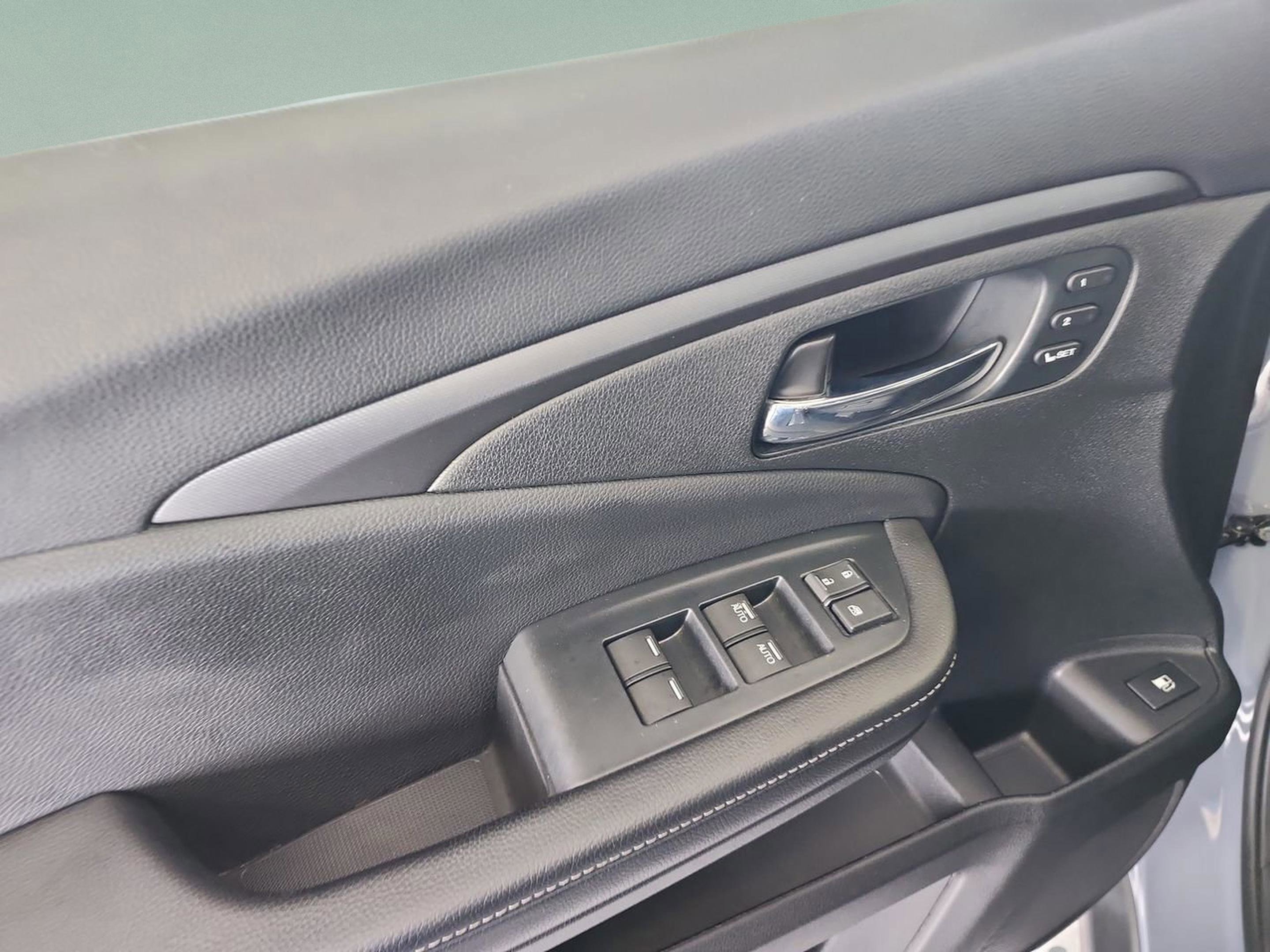 Used 2023 Honda Ridgeline RTL-E image 27