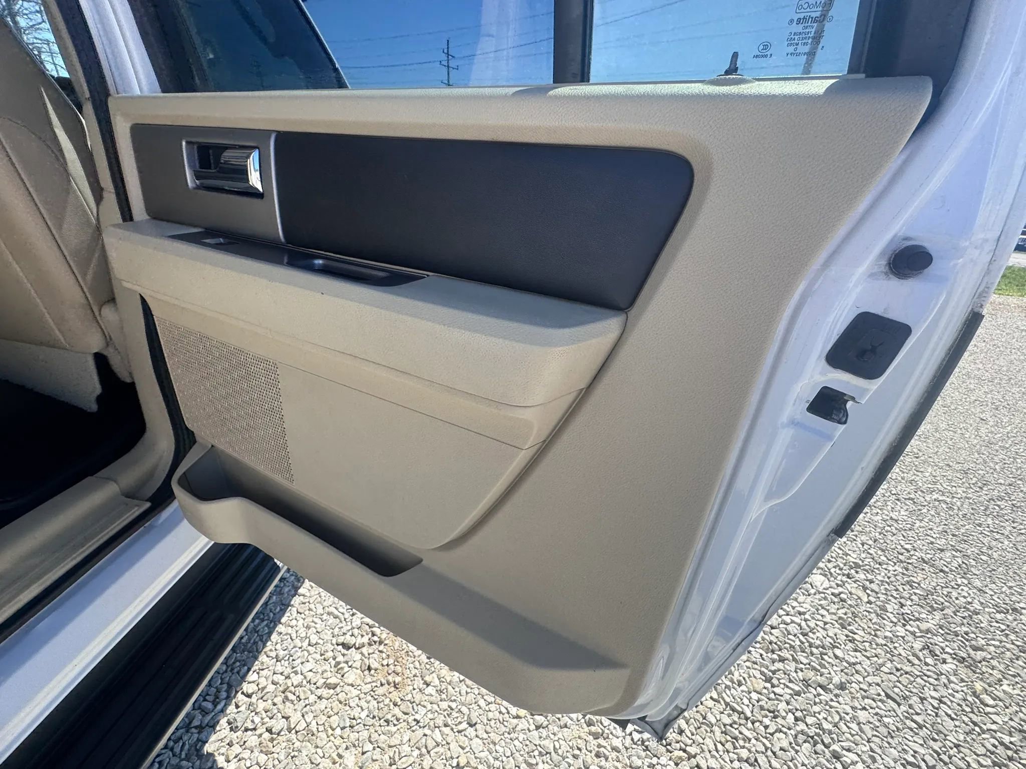 Used 2015 Ford Expedition EL XLT w/ Equipment Group 202A image 35