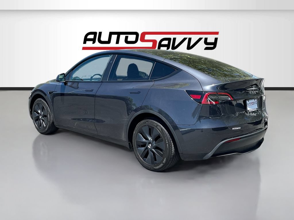 Used 2025 Tesla Model Y Long Range AWD/4WD image 5