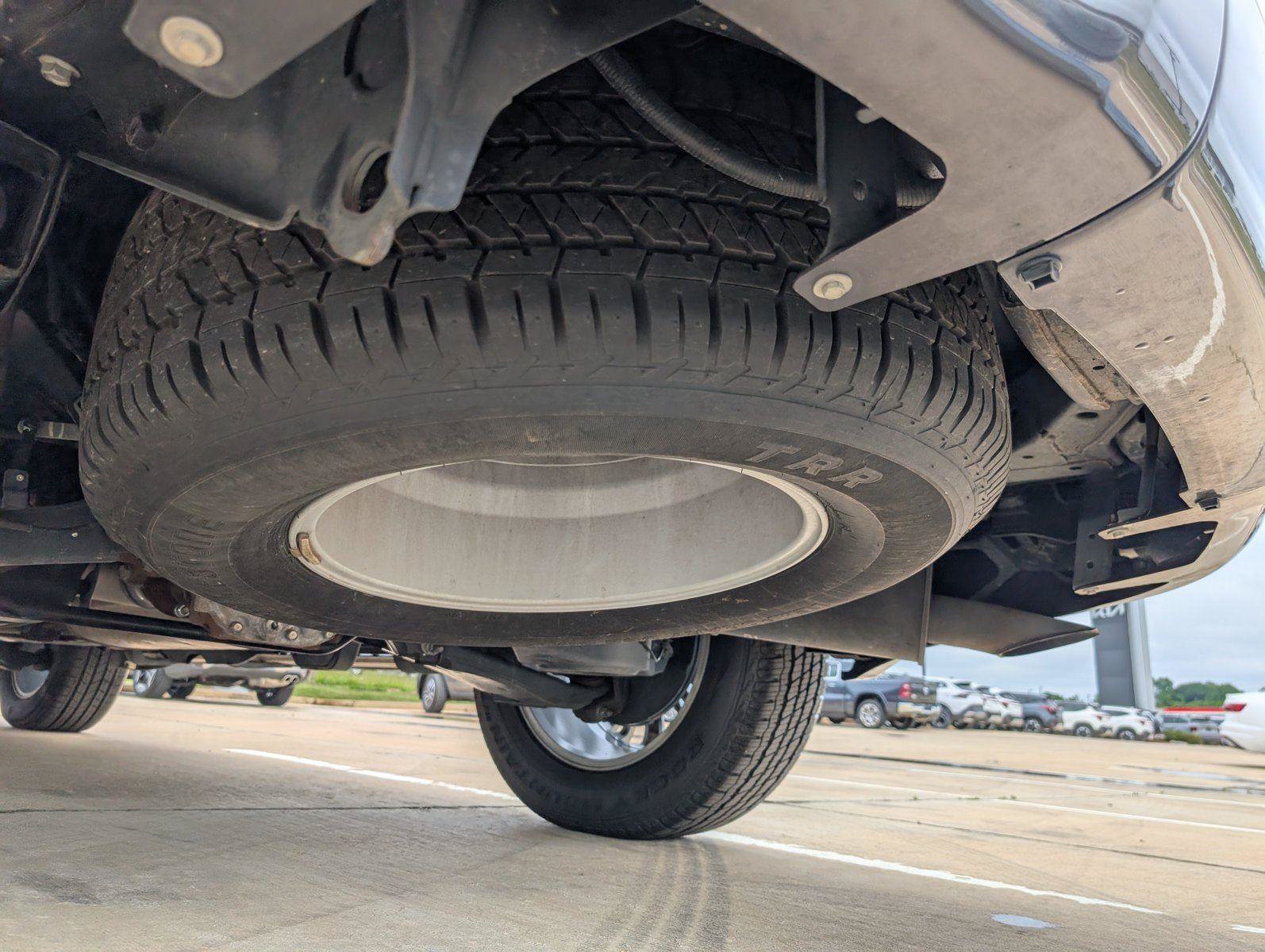 Used 2024 INFINITI QX80 Luxe RWD image 7