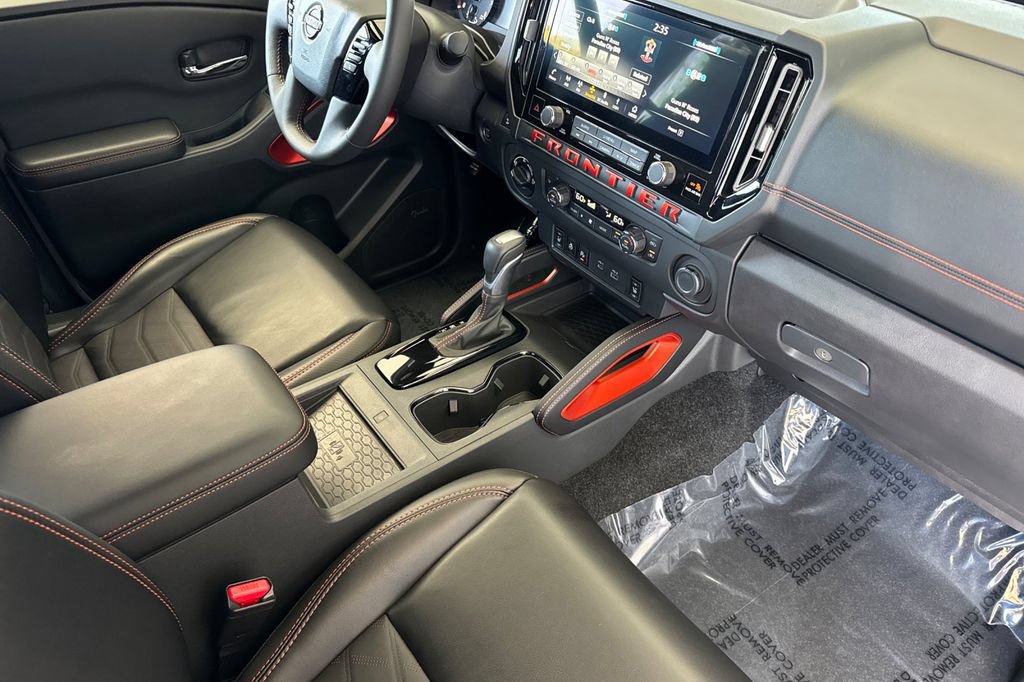 Used 2025 Nissan Frontier PRO-4X w/ Pro Premium Package AWD/4WD image 14