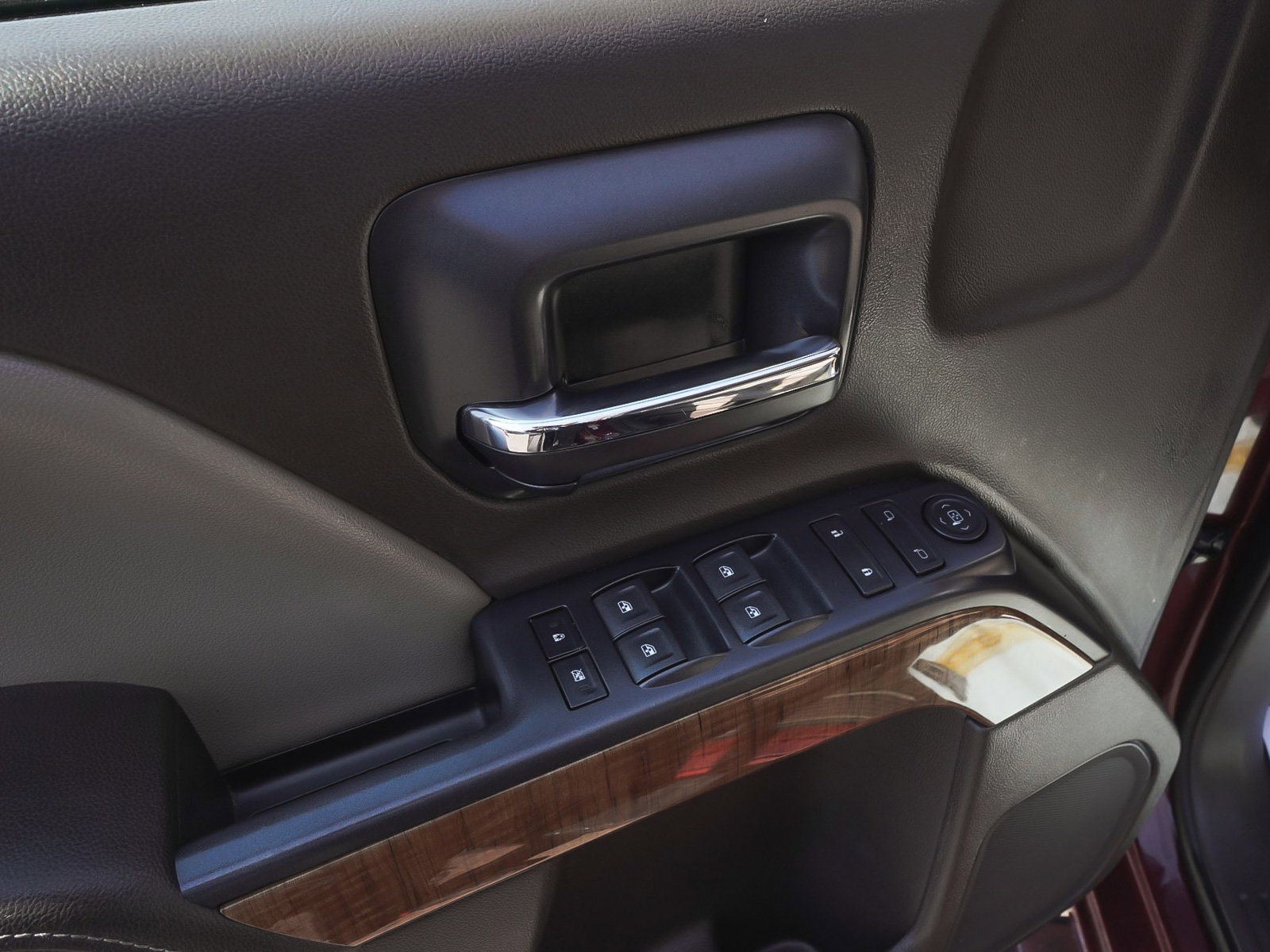 Used 2014 GMC Sierra 1500 SLE w/ SLE Value Package RWD image 8
