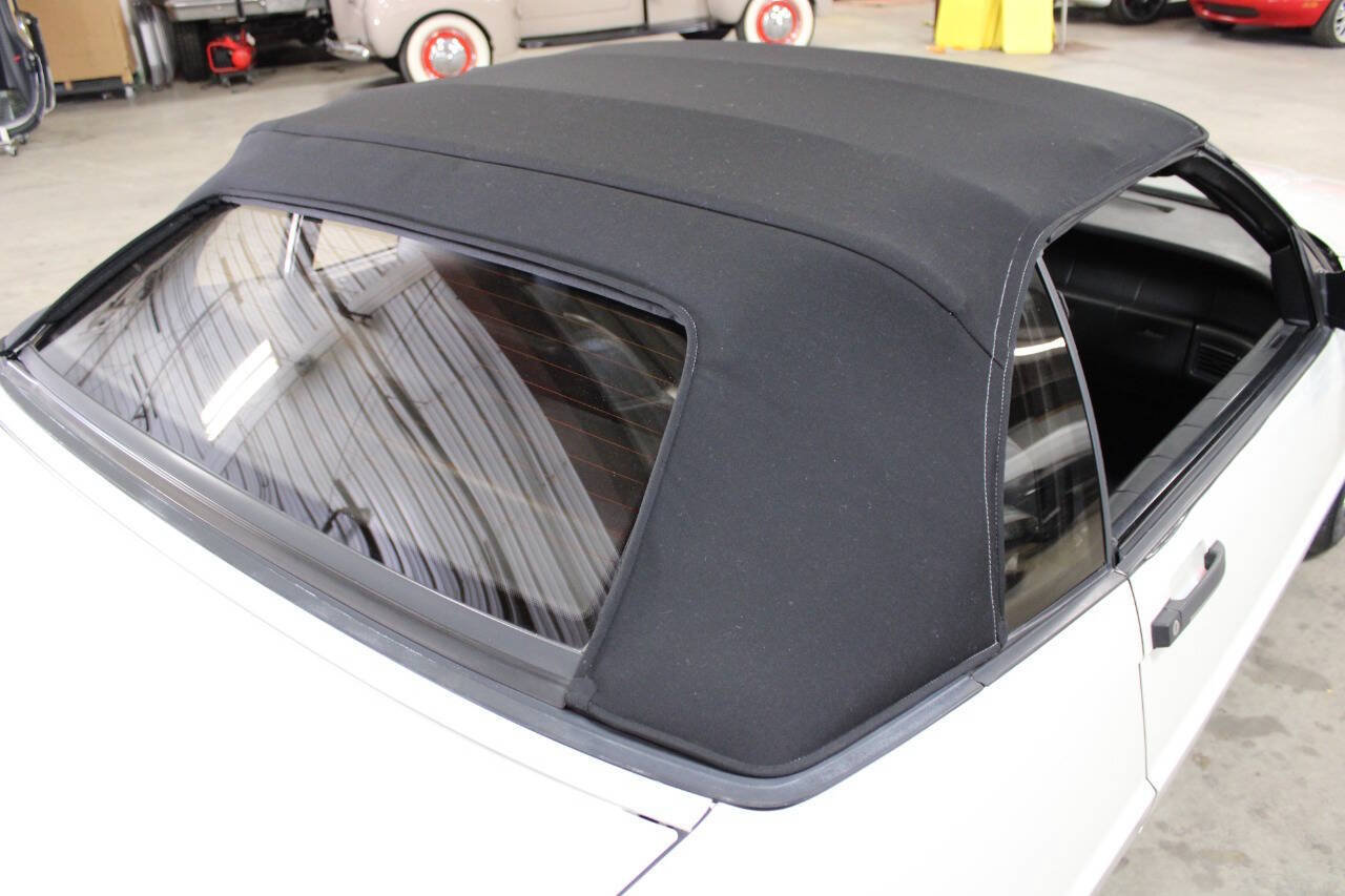 Used 1993 Cadillac Allante FWD image 22