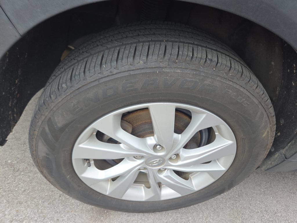 Used 2019 Hyundai Tucson Value FWD image 8