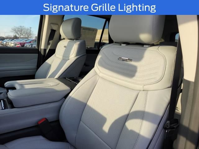 New 2025 Ford Expedition Platinum w/ Platinum Ultimate Package image 30