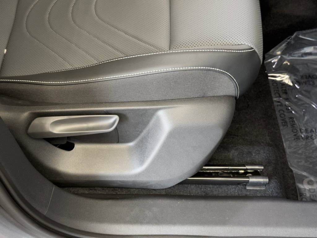 New 2026 Volkswagen Tiguan SE AWD/4WD image 30