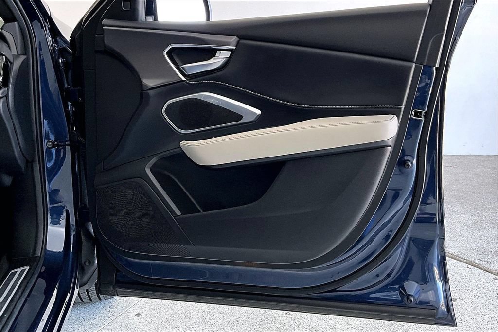 Certified 2025 Acura RDX SH-AWD image 23