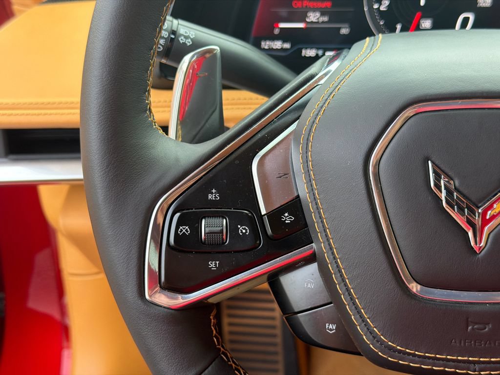 Used 2024 Chevrolet Corvette Stingray Premium Cpe w/ Z51 Performance Package RWD image 21