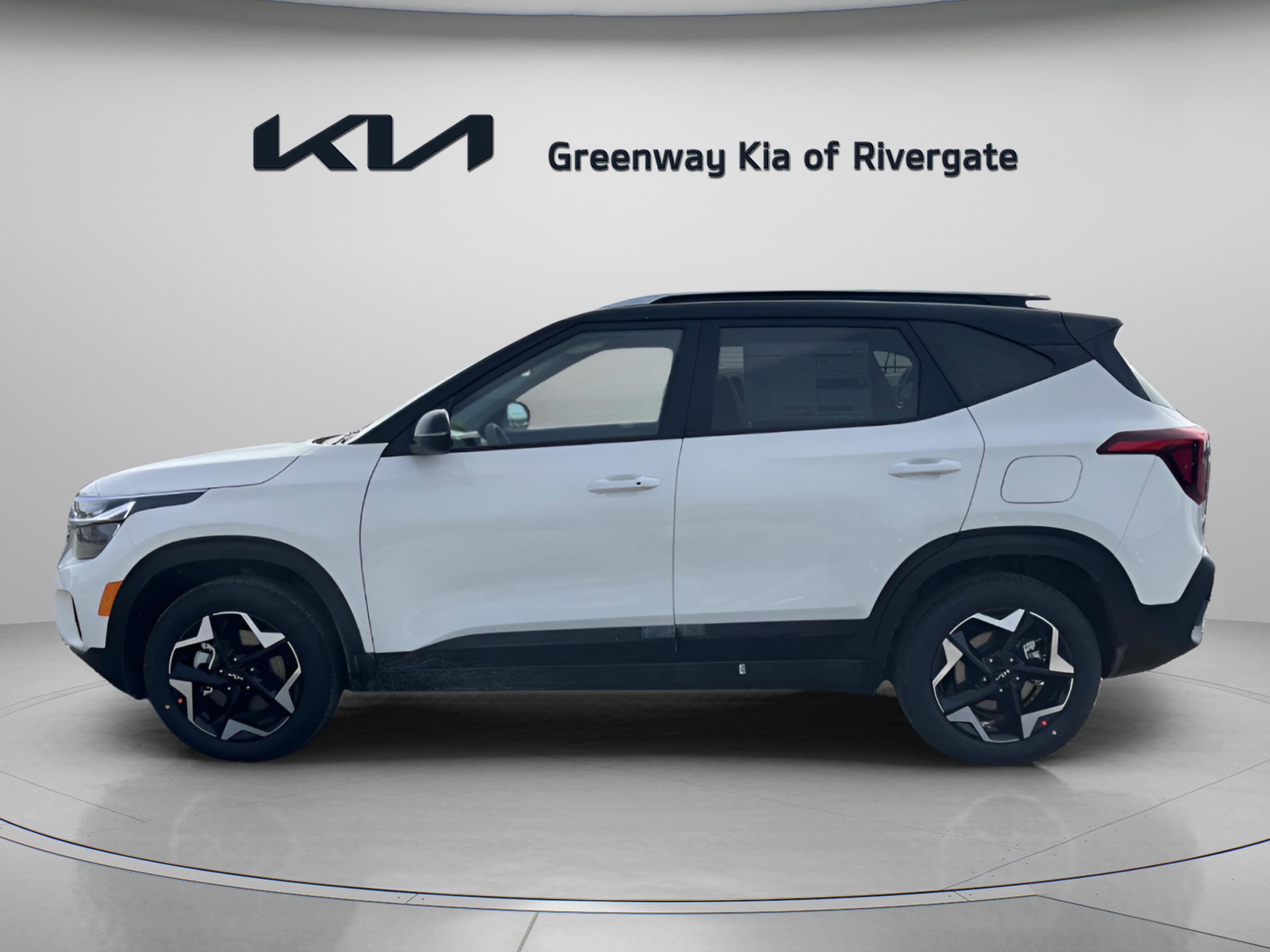 New 2026 Kia Seltos S image 4