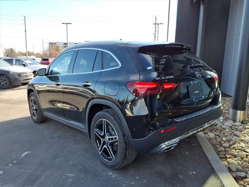 New 2026 Mercedes-Benz GLA 250 4MATIC image 4