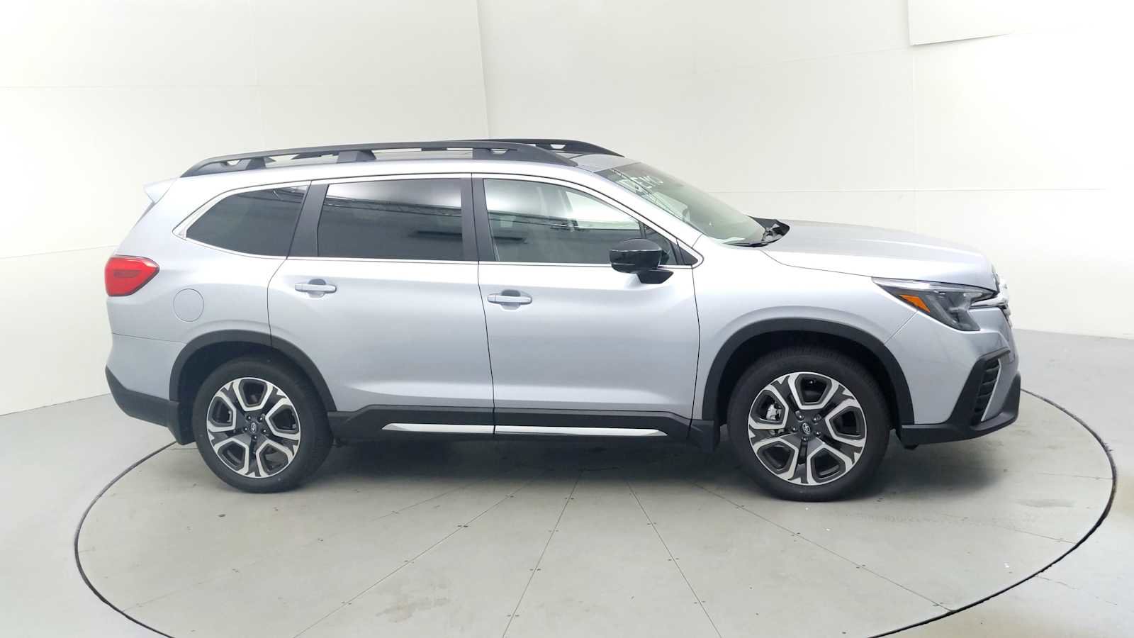 New 2025 Subaru Ascent Limited image 12