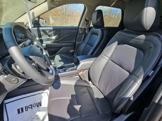 Used 2025 Lincoln Corsair Reserve w/ Jet Appearance Package image 21