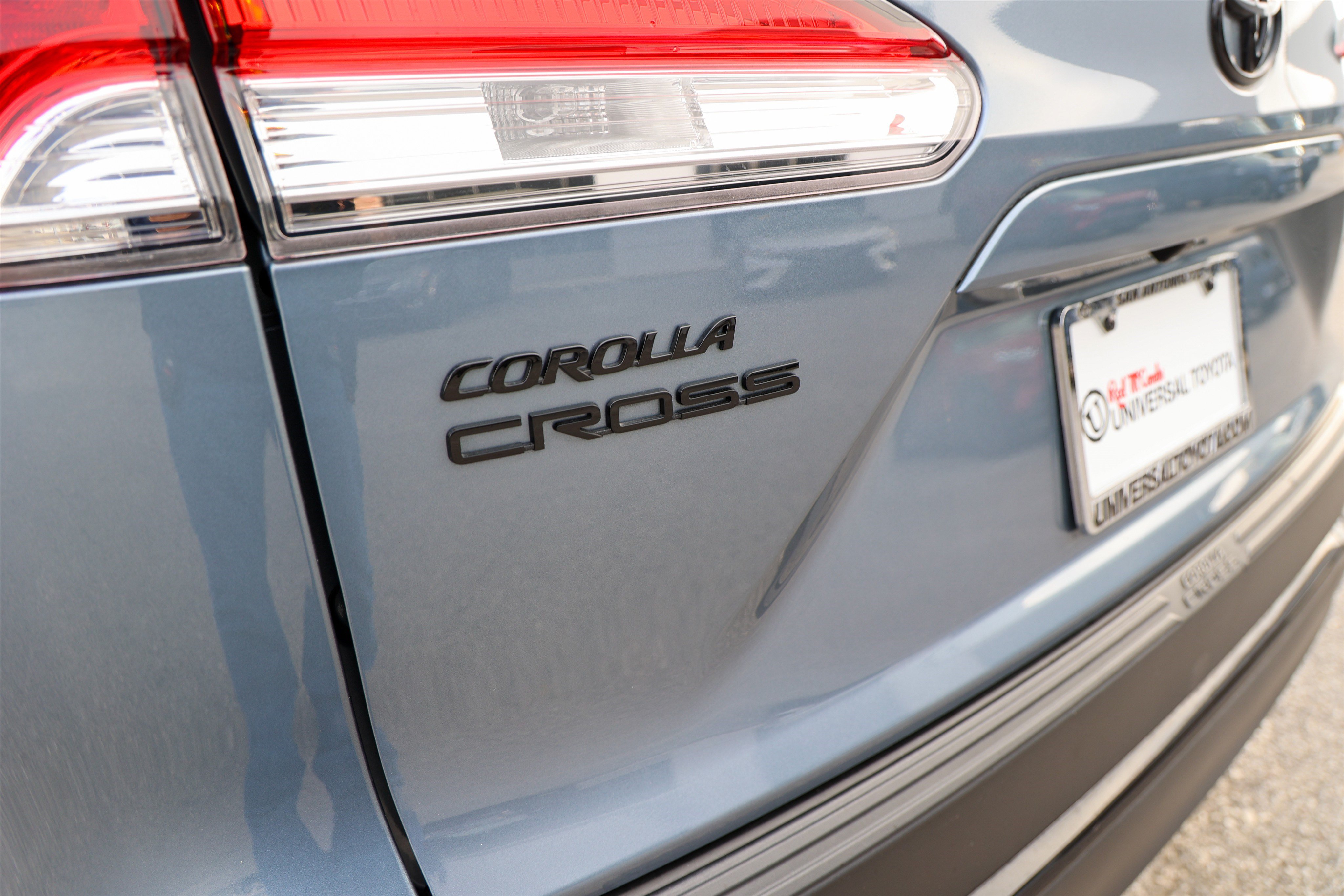 Used 2024 Toyota Corolla Cross AWD Hybrid image 12