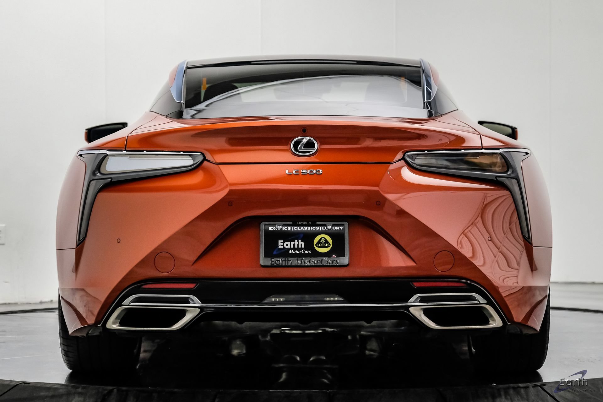 Used 2021 Lexus LC 500 Coupe w/ Performance Package RWD image 12