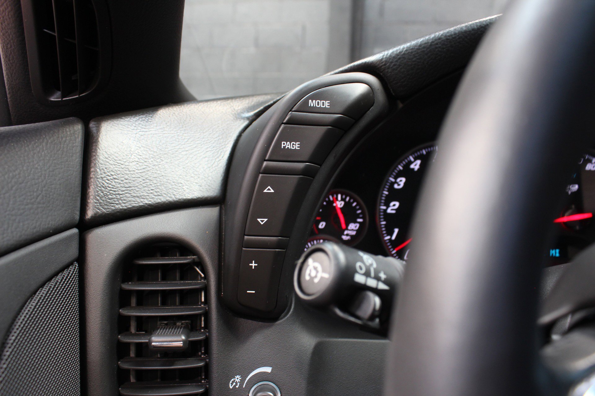 Used 2013 Chevrolet Corvette Grand Sport w/ 2LT Preferred Equipment Group image 36