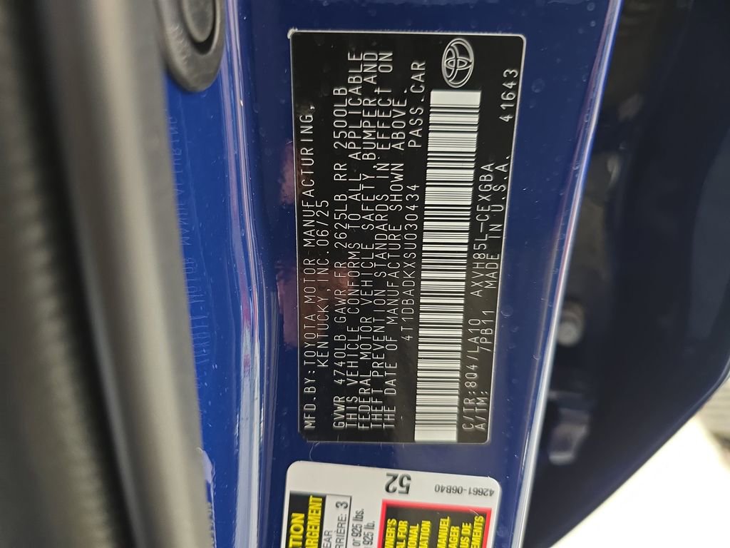 Used 2025 Toyota Camry XLE w/ Premium Plus Package image 36