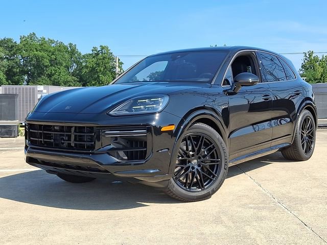 New 2025 Porsche Cayenne Turbo image 1