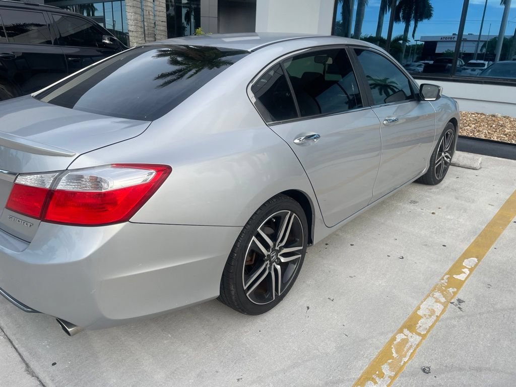 Used 2014 Honda Accord Sport image 8