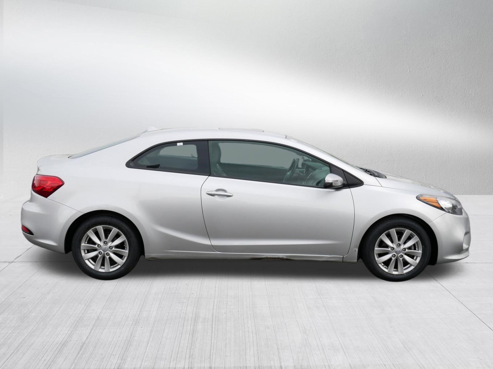 Used 2015 Kia Forte Koup EX w/ EX Premium Package FWD image 8