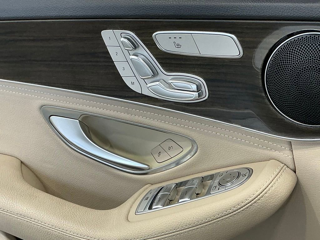 Used 2016 Mercedes-Benz C 300 Sedan w/ Multimedia Package image 8