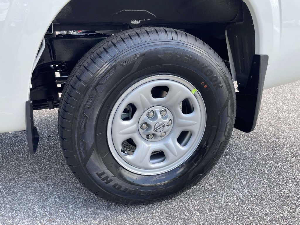 New 2027 Nissan Frontier S RWD image 7