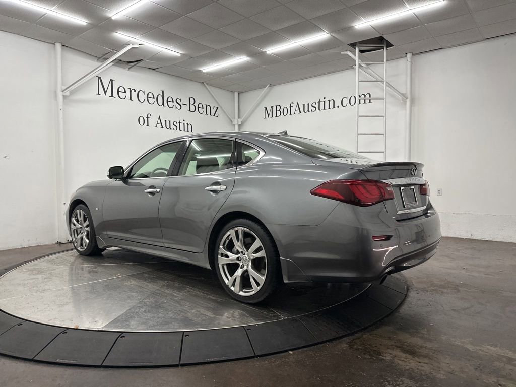 Used 2016 INFINITI Q70 3.7 w/ Deluxe Touring Package RWD image 5