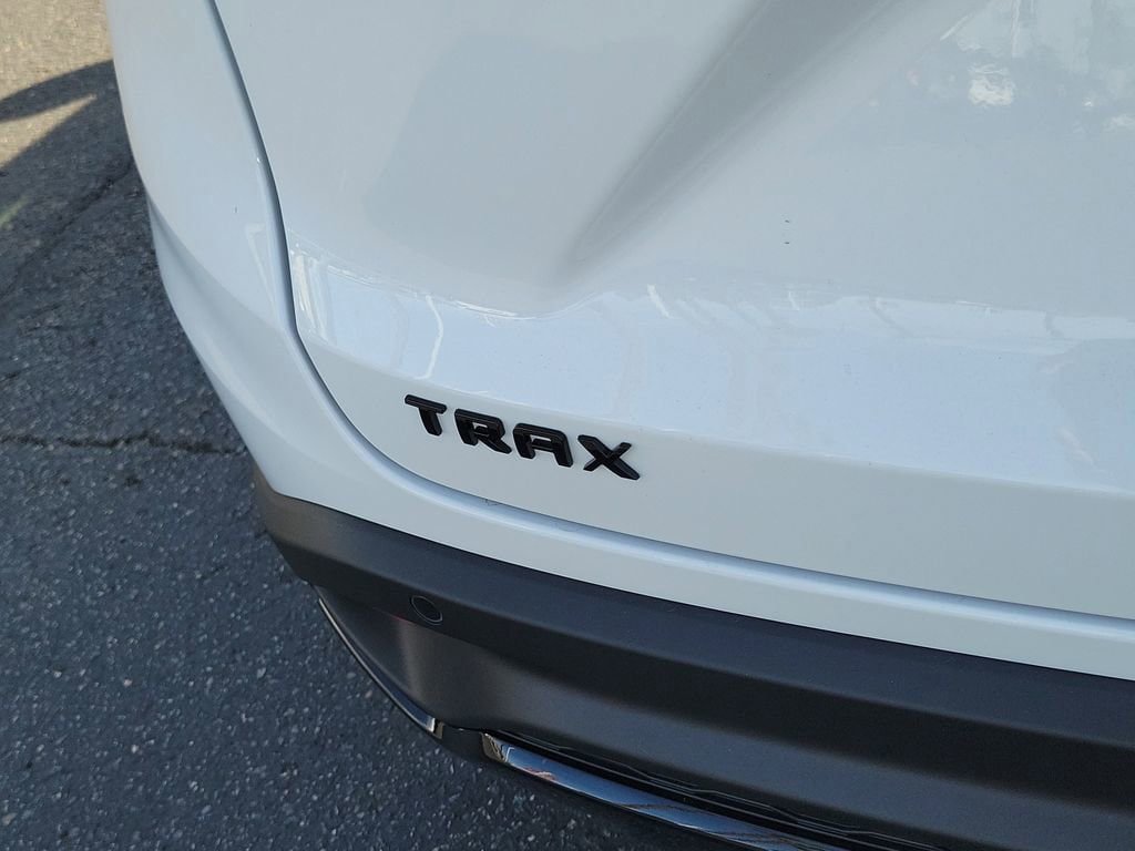 New 2026 Chevrolet Trax RS w/ Driver Confidence Package image 18