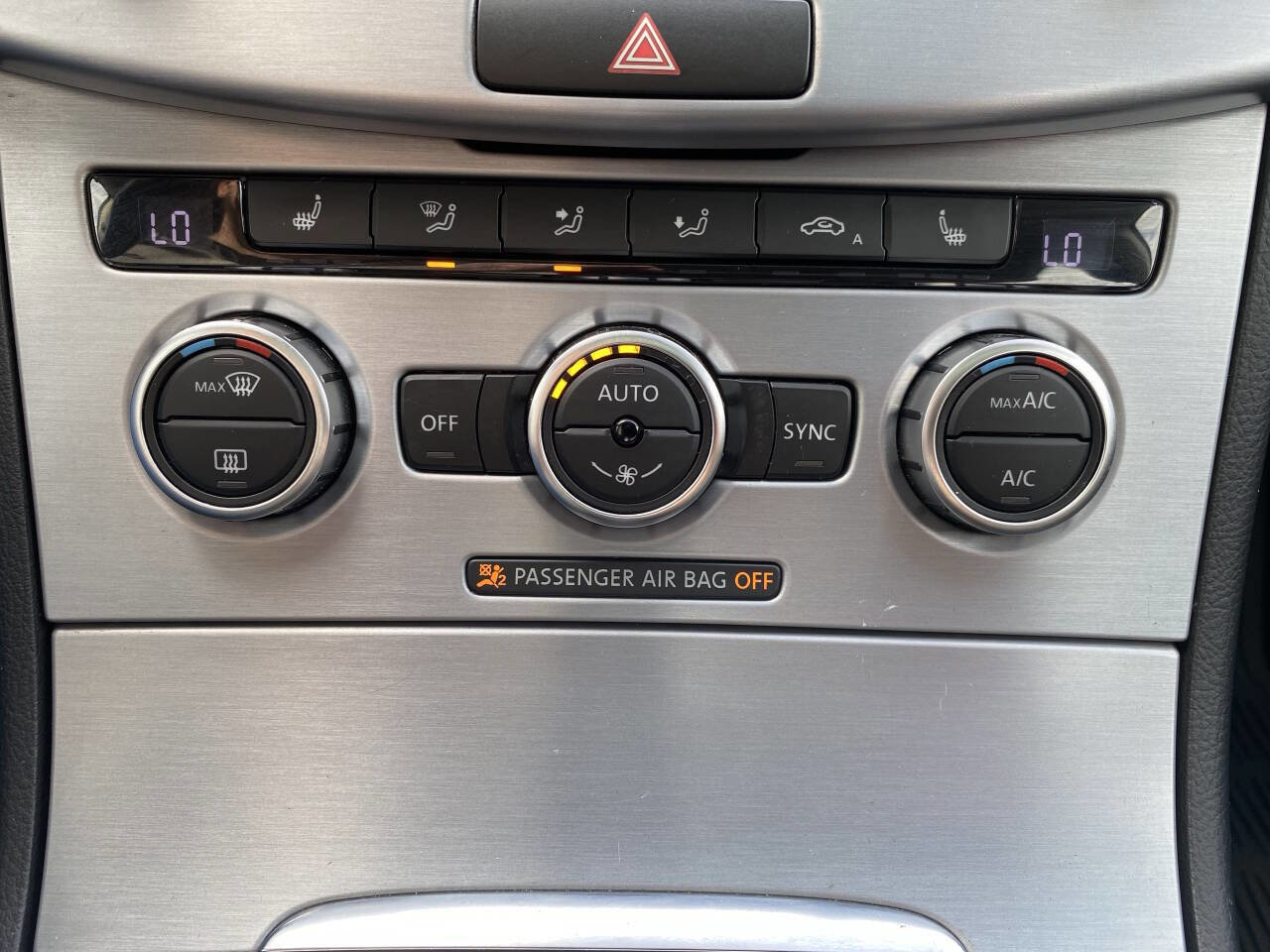 Used 2015 Volkswagen CC Executive image 31