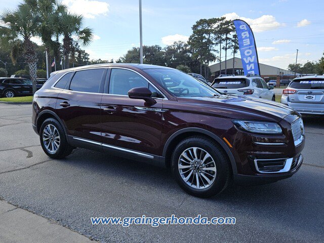 Used 2019 Lincoln Nautilus Select w/ Cargo Utility Package FWD image 7