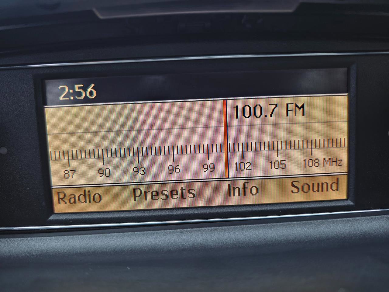 Used 2011 Mercedes-Benz C 300 4MATIC Sedan image 21