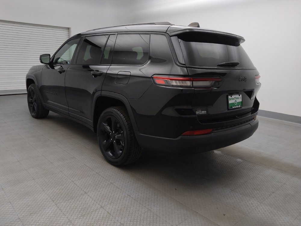 Used 2023 Jeep Grand Cherokee L Laredo RWD image 5