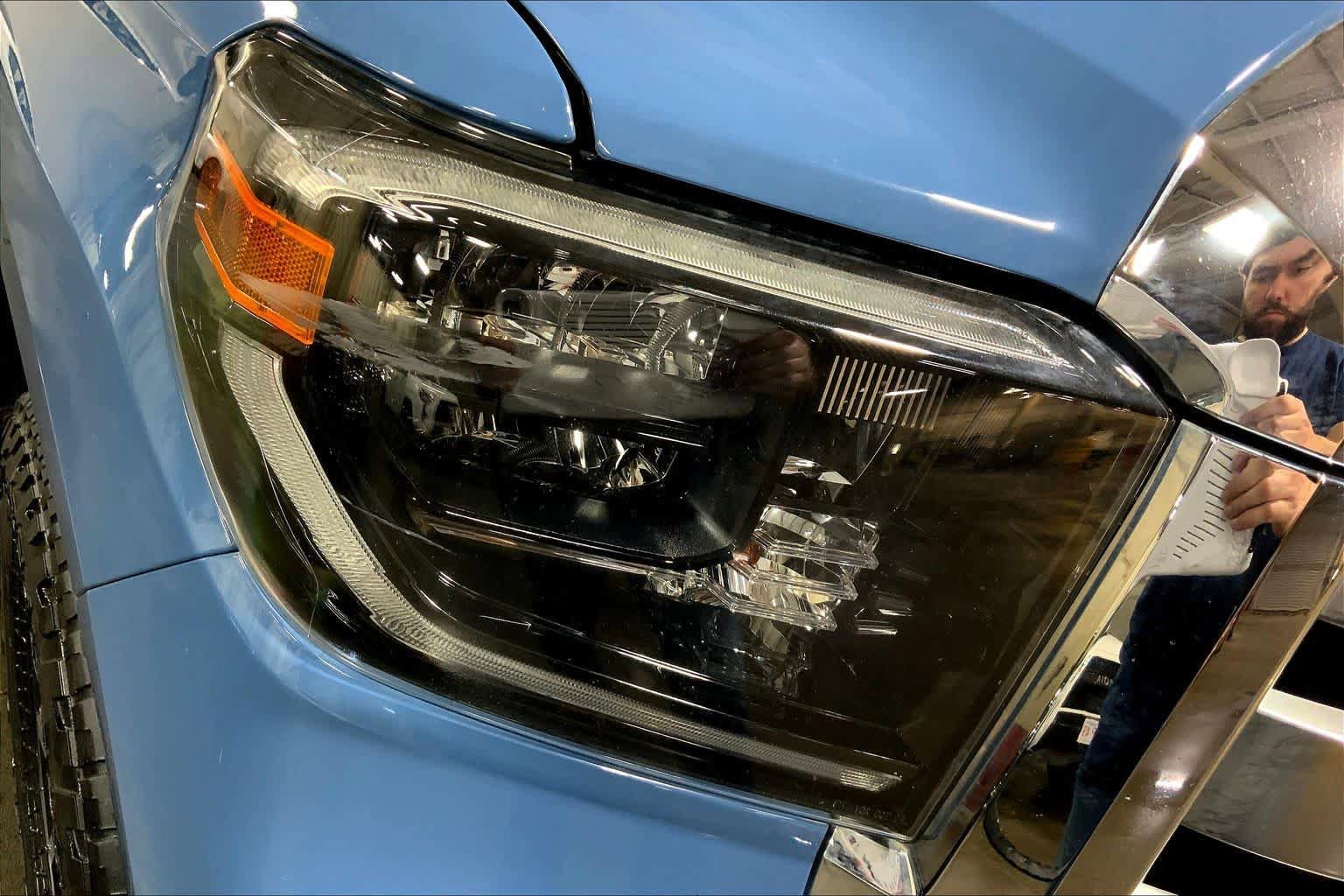 Used 2019 Toyota Tundra Limited w/ Limited Premium Package AWD/4WD image 28