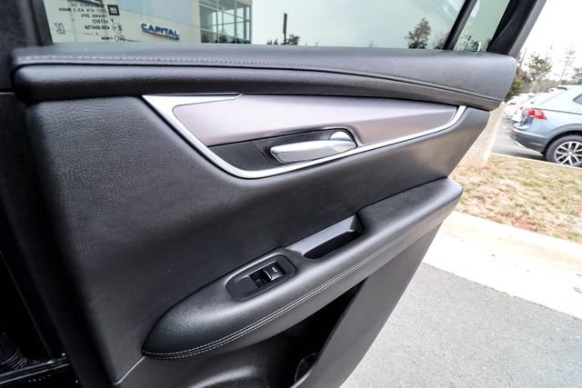 Used 2023 Cadillac XT6 Luxury image 52