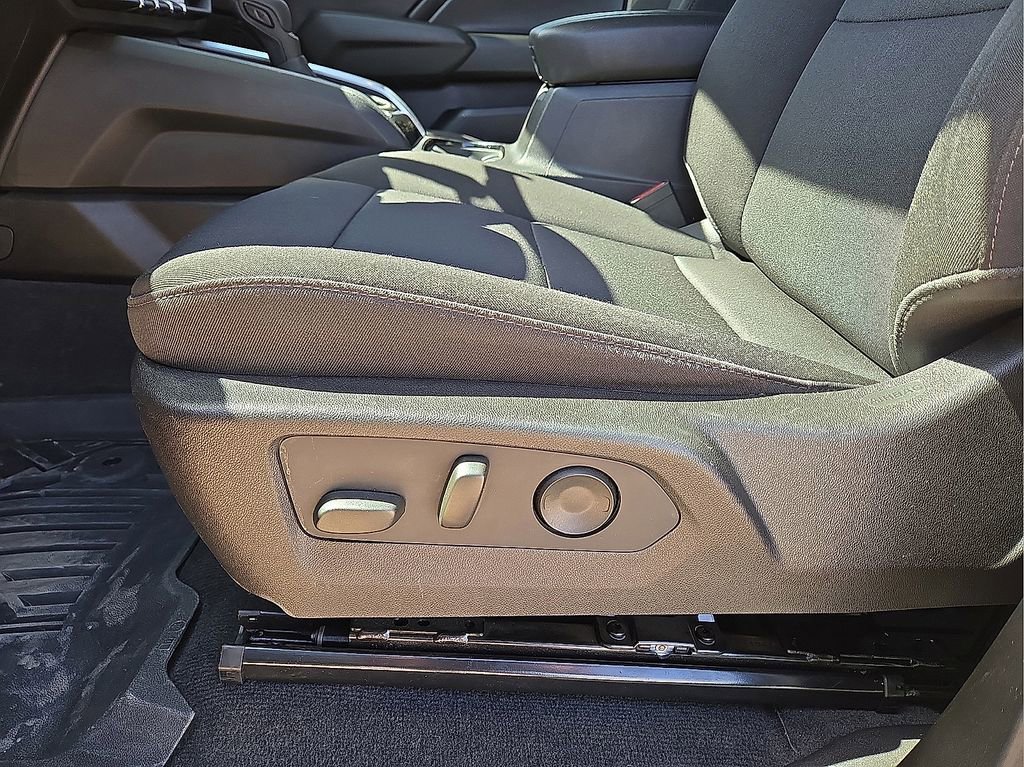 Used 2024 Chevrolet Colorado Trail Boss w/ Advanced Trailering Package image 21