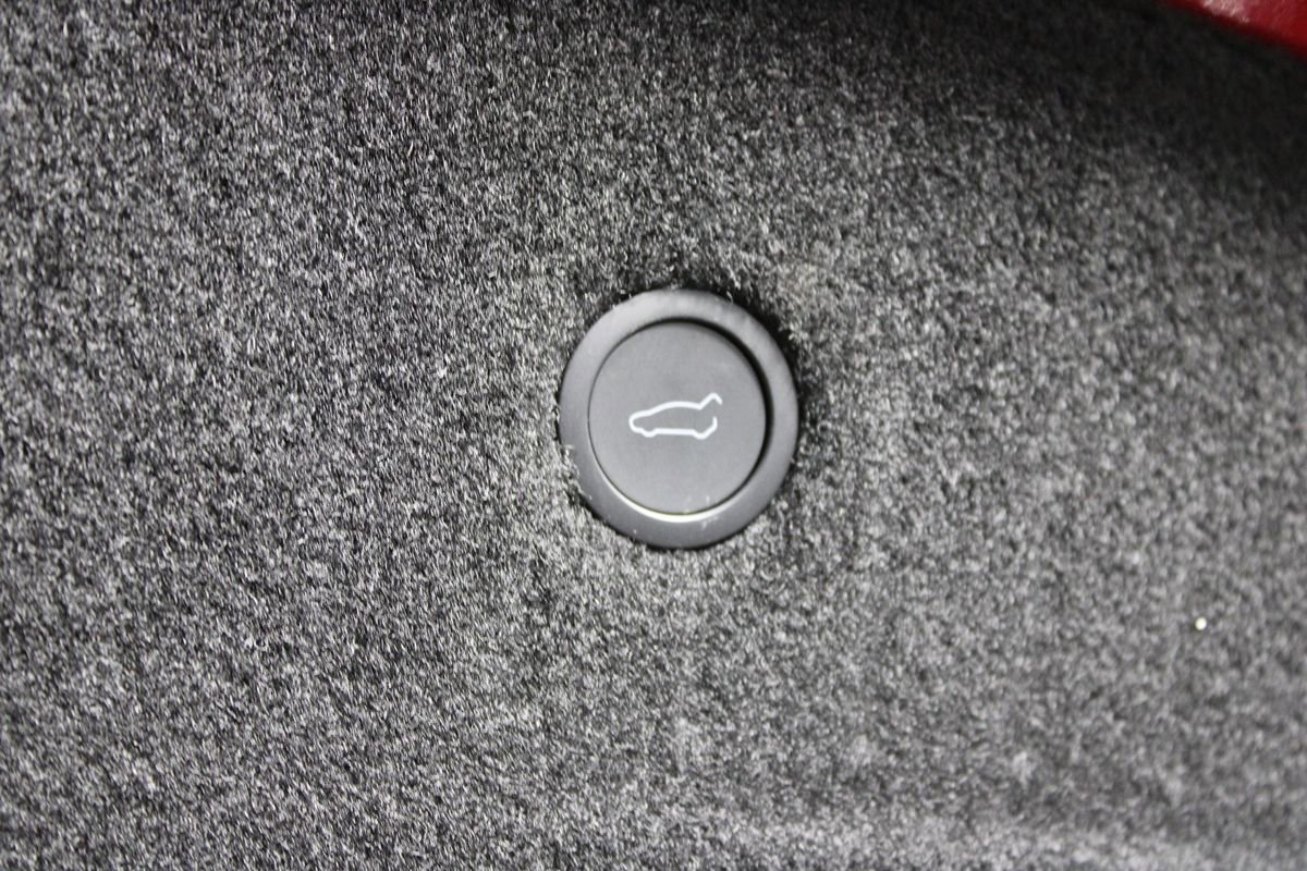 Used 2021 Tesla Model S Plaid AWD/4WD image 27