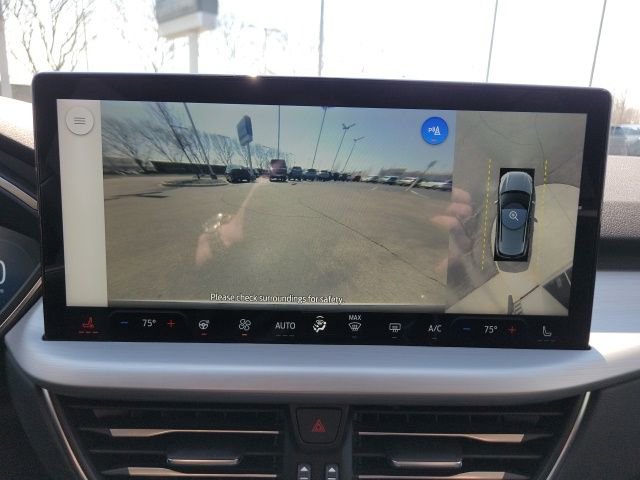 Used 2023 Ford Escape Platinum w/ Premium Technology Package image 36