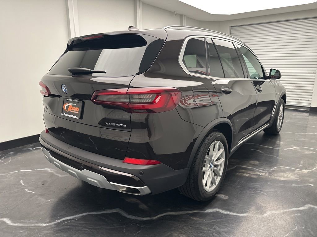 Used 2023 BMW X5 xDrive45e image 3