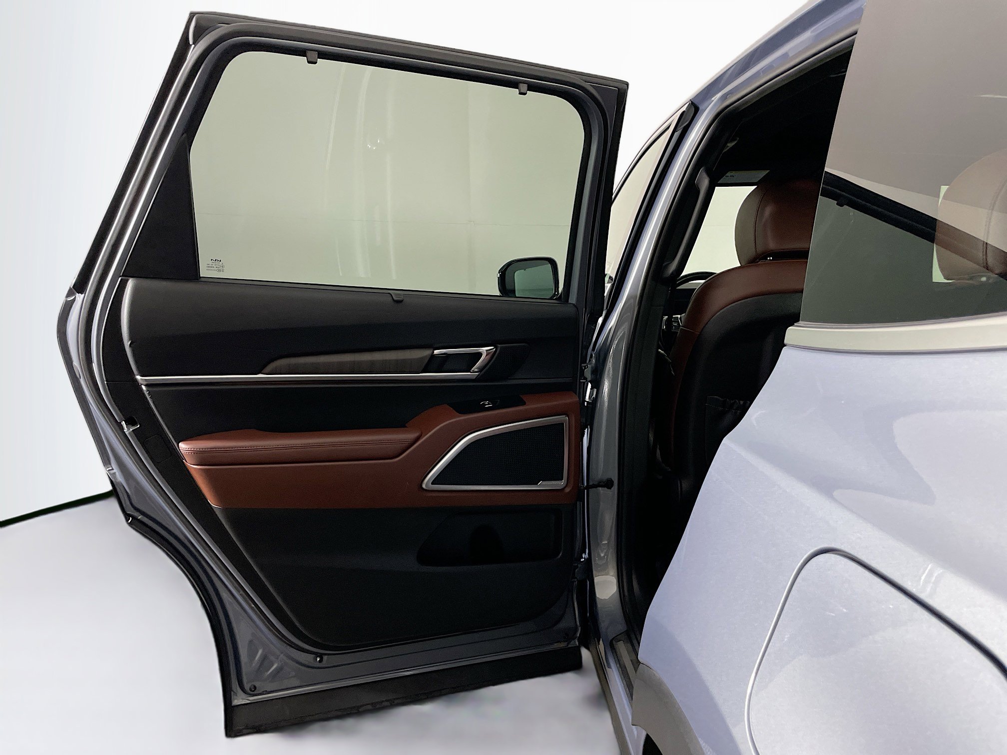 Used 2024 Kia Telluride SX image 28